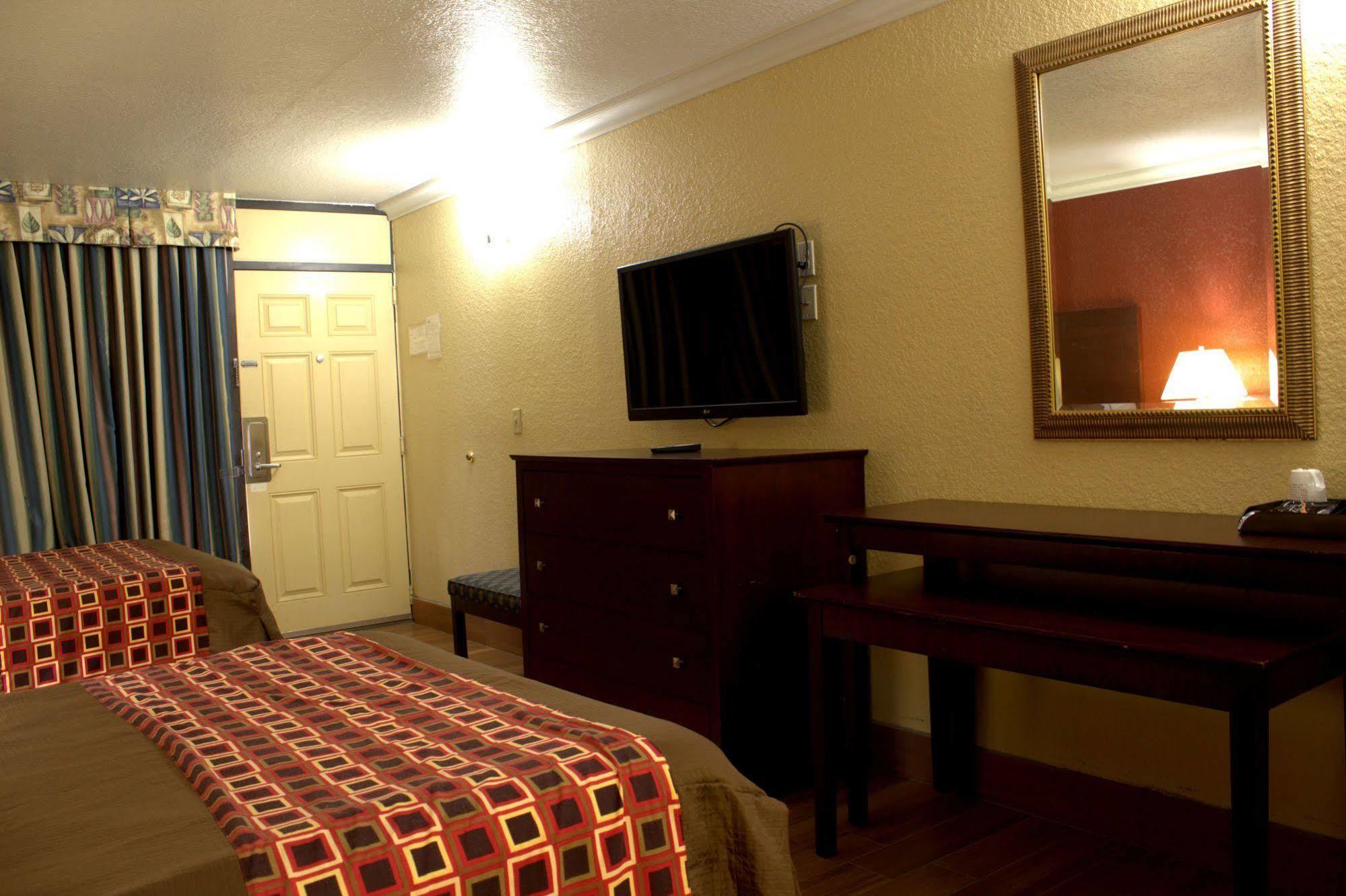 Polynesian Motel
